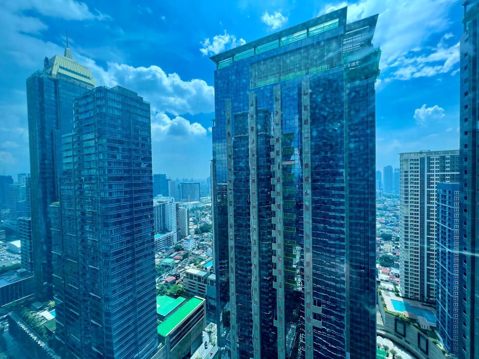 Daniella'S Modern & Cozy Suite In Uptown Bgc Manila Luaran gambar